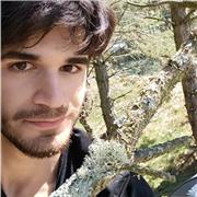 Studente di Filosofia presso l'università Statale di Milano